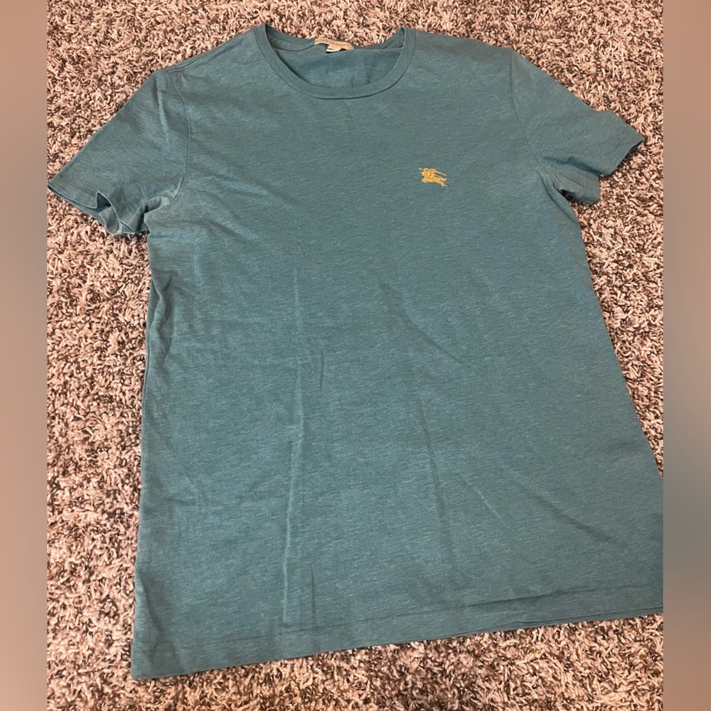 Men’s Burberry shirt